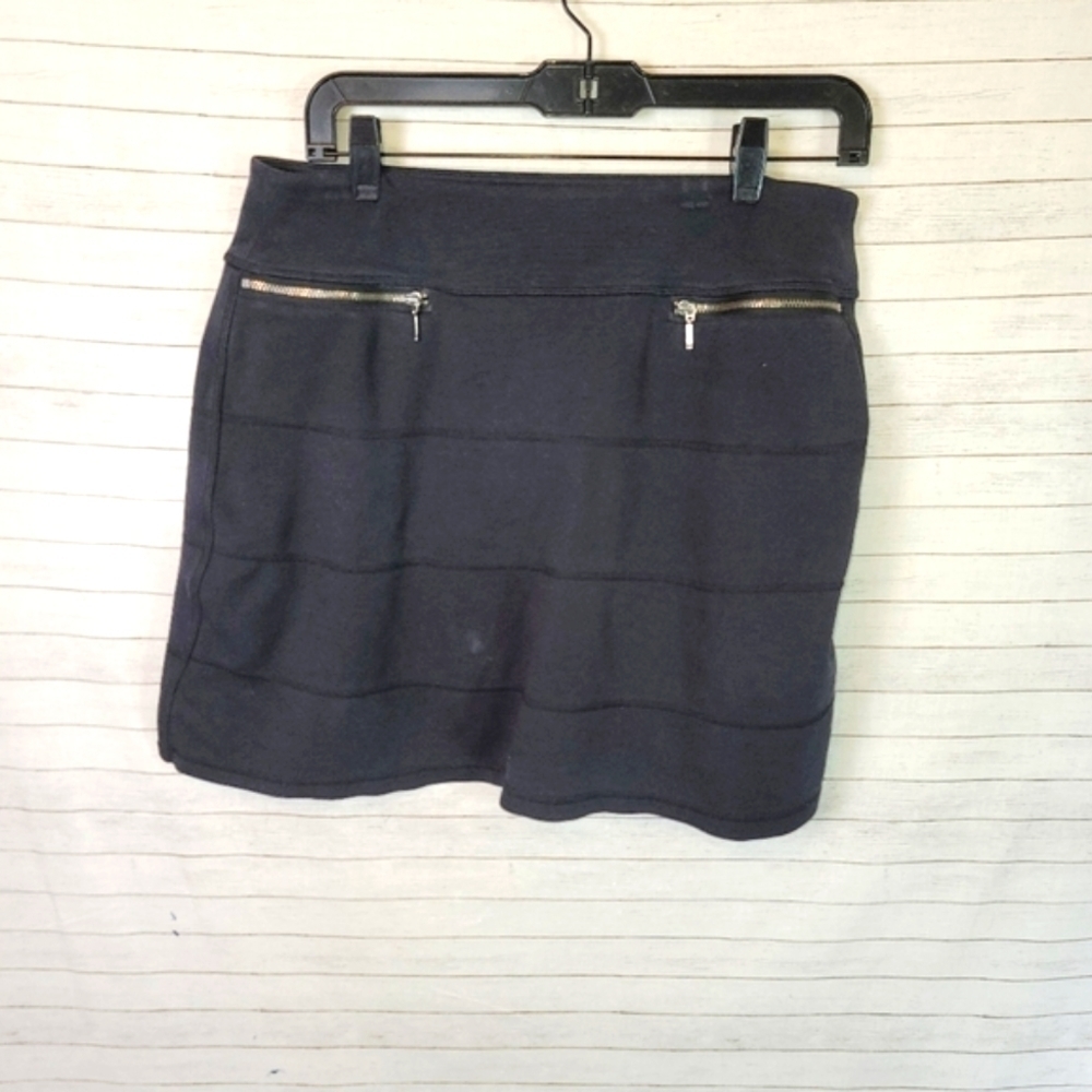 ATHLETA BLACK STRAT SKIRT, SZ MEDIUM PETITE